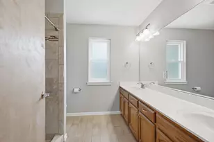 1040 Hillwood Dr, Saginaw, TX 76179 - Photo 19