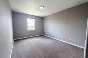 7221 Durand Dr, Irving, TX 75063 - Photo 19