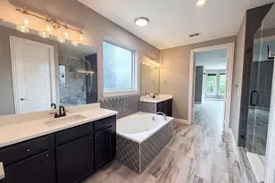 7221 Durand Dr, Irving, TX 75063 - Photo 11