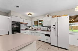 3006 Mark Dr, Arlington, TX 76013 - Photo 5