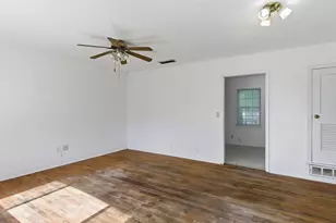 307 Depot St, Whitesboro, TX 76273 - Photo 33