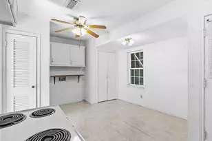 307 Depot St, Whitesboro, TX 76273 - Photo 9
