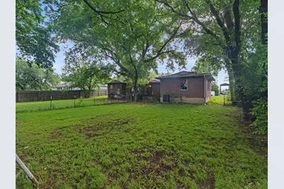 307 Depot Street, Whitesboro, TX 76273 - Photo 17