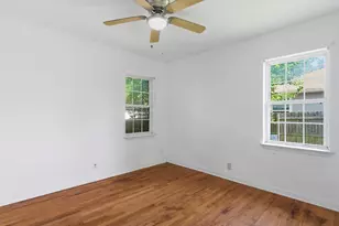 307 Depot St, Whitesboro, TX 76273 - Photo 25