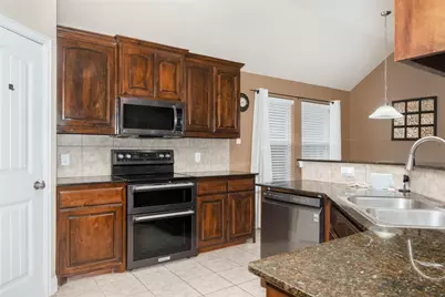 5629 Spirit Lake Drive, Fort Worth, TX 76179 - Photo 15