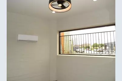 2033 Levee Street, Dallas, TX 75207 - Photo 15
