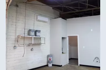 2033 Levee Street, Dallas, TX 75207 - Photo 21