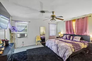1955 E Renfro St, Burleson, TX 76028 - Photo 21