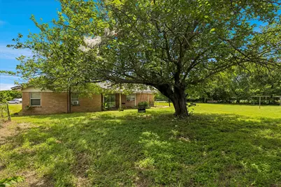 1955 E Renfro Street, Burleson, TX 76028 - Photo 27
