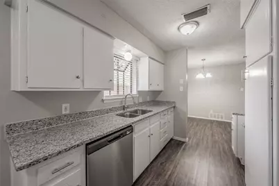 1412 Oxford Street, Arlington, TX 76013 - Photo 15