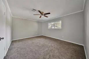 10071 Woodhollow Dr, Conroe, TX 77385 - Photo 13