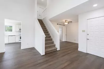 4201 Phoenix, Carrollton, TX 75010 - Photo 9