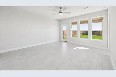 530 Magellan Road, Seagoville, TX 75159 - Photo 9