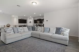 9736 Snowbell Ln, Fort Worth, TX 76036 - Photo 13