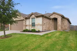 9736 Snowbell Ln, Fort Worth, TX 76036 - Photo 3