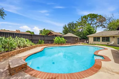 413 Blue Jay Court, Bedford, TX 76021 - Photo 31