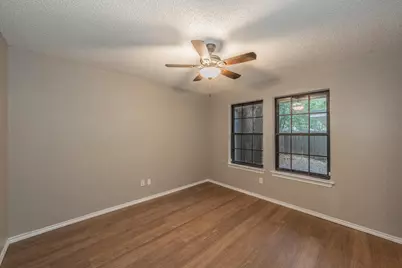 917 Bucknell Drive, Arlington, TX 76012 - Photo 15