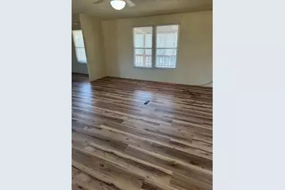 827 N Smith Street, Malakoff, TX 75148 - Photo 1