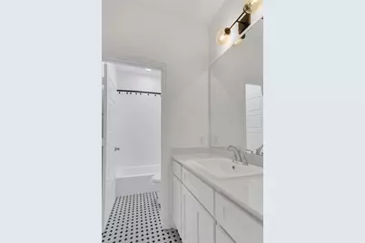 6673 Lake Overlook Drive, Fort Worth, TX 76135 - Photo 31