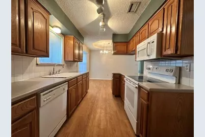 10212 Little Fox Court, Fort Worth, TX 76108 - Photo 9