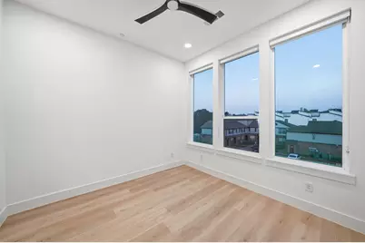 2015 California Drive #106, Dallas, TX 75204 - Photo 11