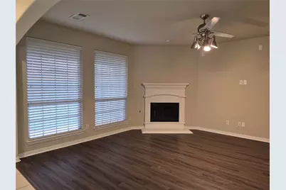 504 Eastland Drive, Lewisville, TX 75056 - Photo 11