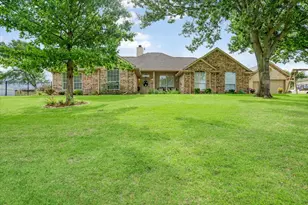 416 Hurricane Creek Cir, Anna, TX 75409 - Photo 3