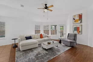 905 Lake Grove Dr, Little Elm, TX 75068 - Photo 5