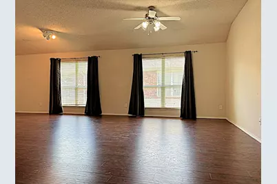9805 Nixon Drive, McKinney, TX 75072 - Photo 5