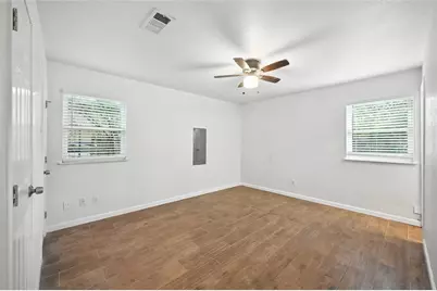 5600 Conroy Street, Fort Worth, TX 76134 - Photo 17