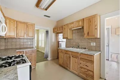 1307 S Seaman Street, Eastland, TX 76448 - Photo 15