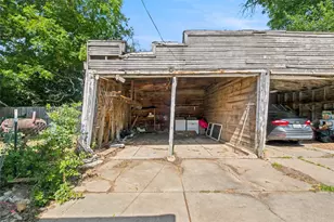 1307 S Seaman St, Eastland, TX 76448 - Photo 9