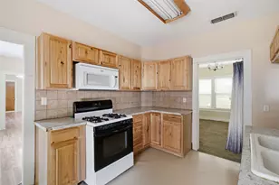 1307 S Seaman St, Eastland, TX 76448 - Photo 17