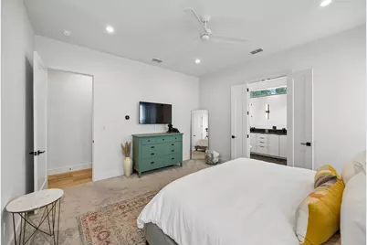 818 Muncie Avenue, Dallas, TX 75212 - Photo 15