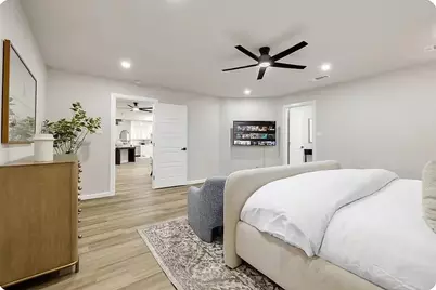 9690 Fallbrook Drive, Dallas, TX 75243 - Photo 9
