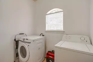 3009 Big Springs Dr, Joshua, TX 76058 - Photo 11