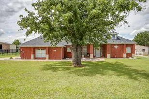 3009 Big Springs Dr, Joshua, TX 76058 - Photo 1