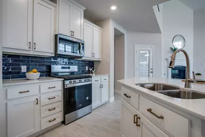 1304 Wildflower Way, Little Elm, TX 76227 - Photo 11