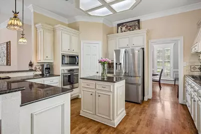 4633 Charles Place, Plano, TX 75093 - Photo 9