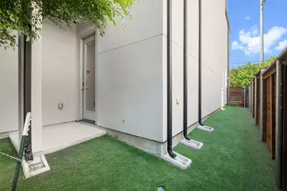 4126 Entrada Way, Dallas, TX 75219 - Photo 31
