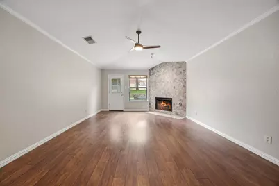 119 N Beltwoods Drive, DeSoto, TX 75115 - Photo 5