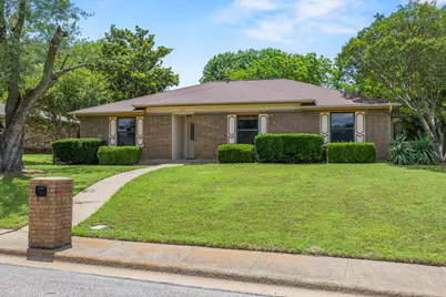119 N Beltwoods Drive, DeSoto, TX 75115 - Photo 1