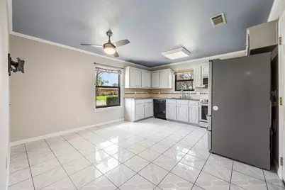 119 N Beltwoods Drive, DeSoto, TX 75115 - Photo 11