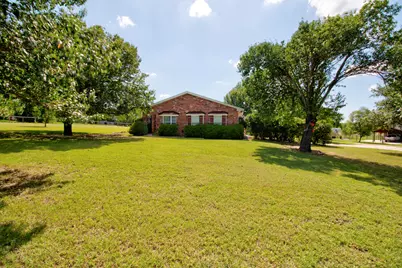 21921 Quail Run Road, Sanger, TX 76266 - Photo 11