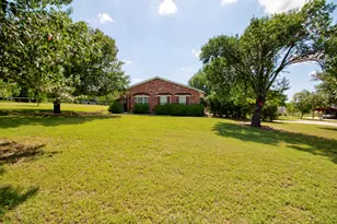 21921 Quail Run Rd, Sanger, TX 76266 - Photo 11