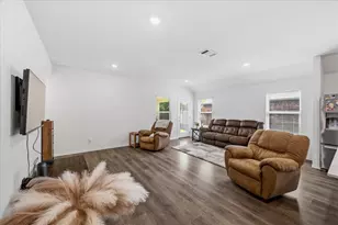 279 Thoroughbred St, Waxahachie, TX 75165 - Photo 11