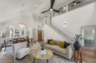 304 Riverwalk Ln, Irving, TX 75063 - Photo 9
