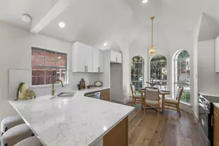 304 Riverwalk Ln, Irving, TX 75063 - Photo 13