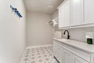 1080 Julian Dr, Van Alstyne, TX 75495 - Photo 35