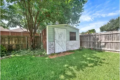 706 Green Apple Drive, Garland, TX 75044 - Photo 37